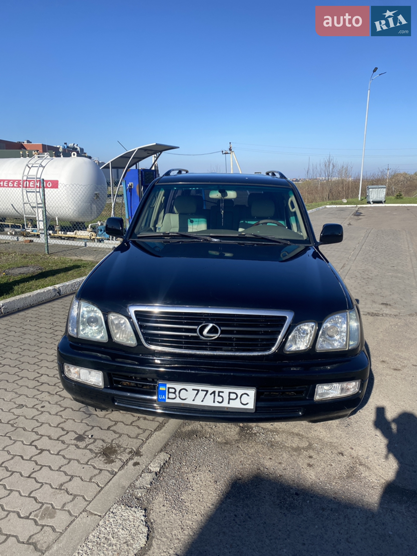 Lexus LX, 2003