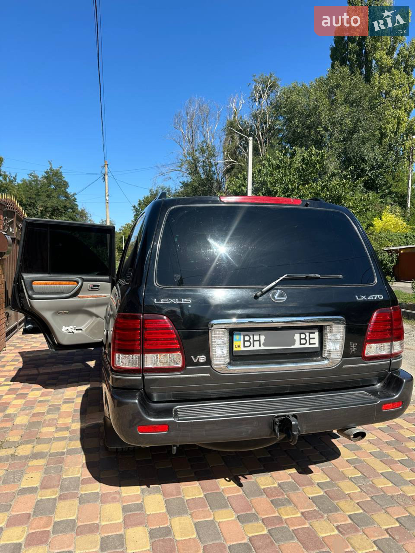 Lexus LX, 2005