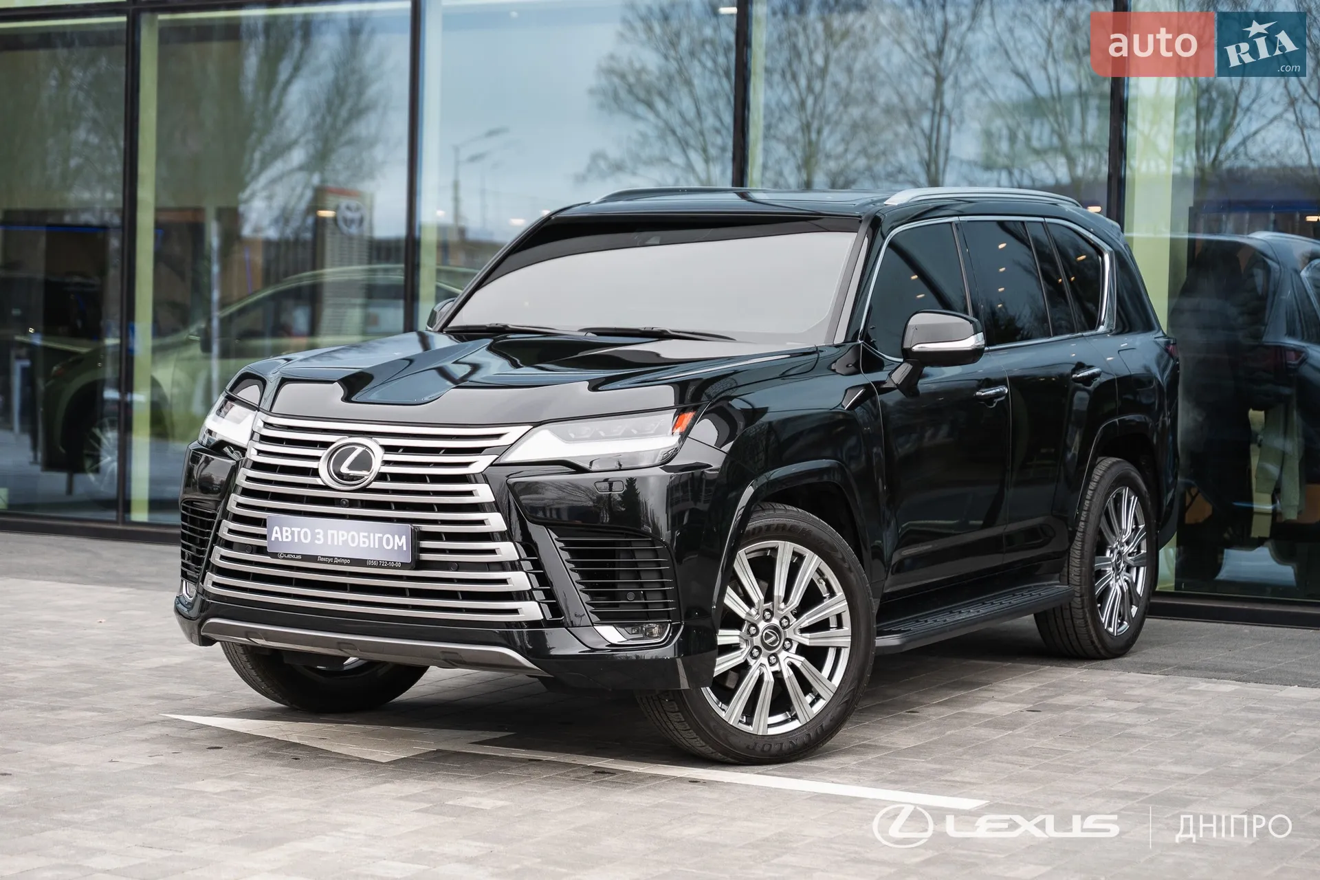 Lexus LX, 2023