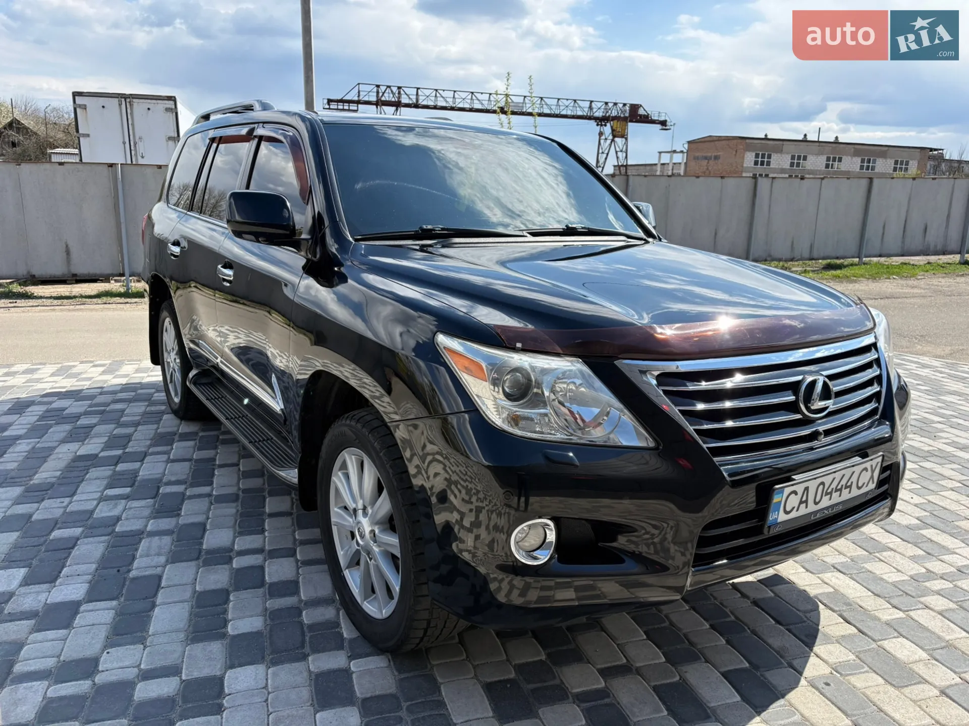 Lexus LX, 2008