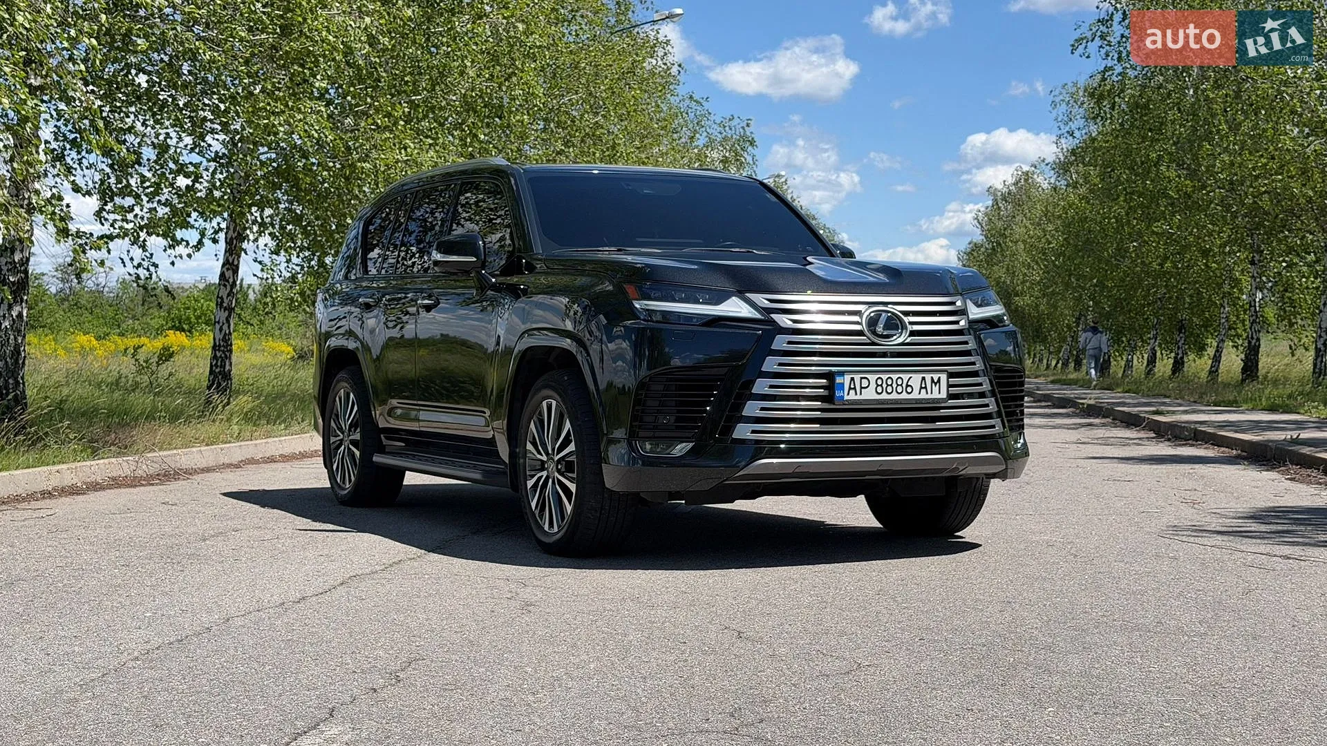 Lexus LX, 2023