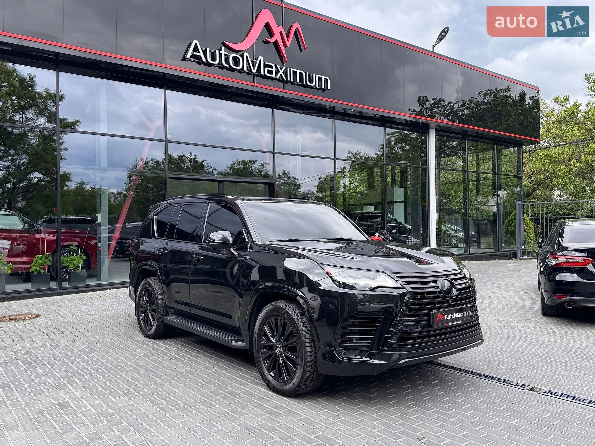 Lexus LX, 2023
