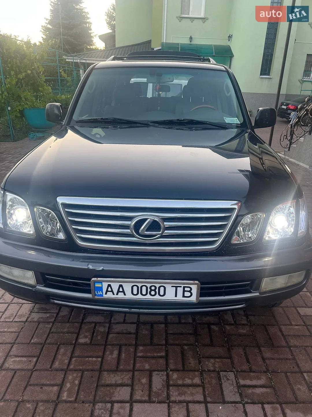 Lexus LX, 2006