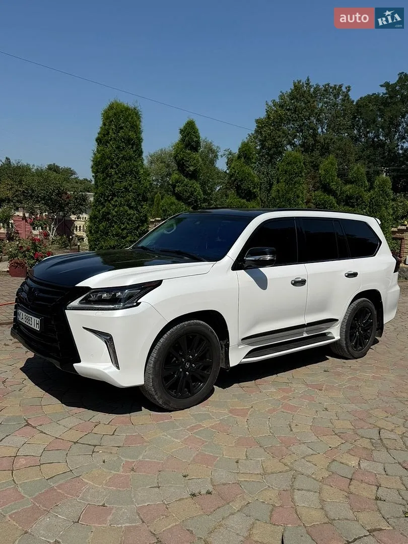 Lexus LX, 2017