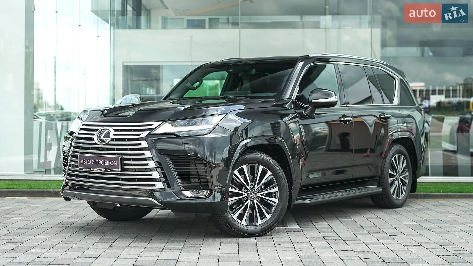 Lexus LX, 2023