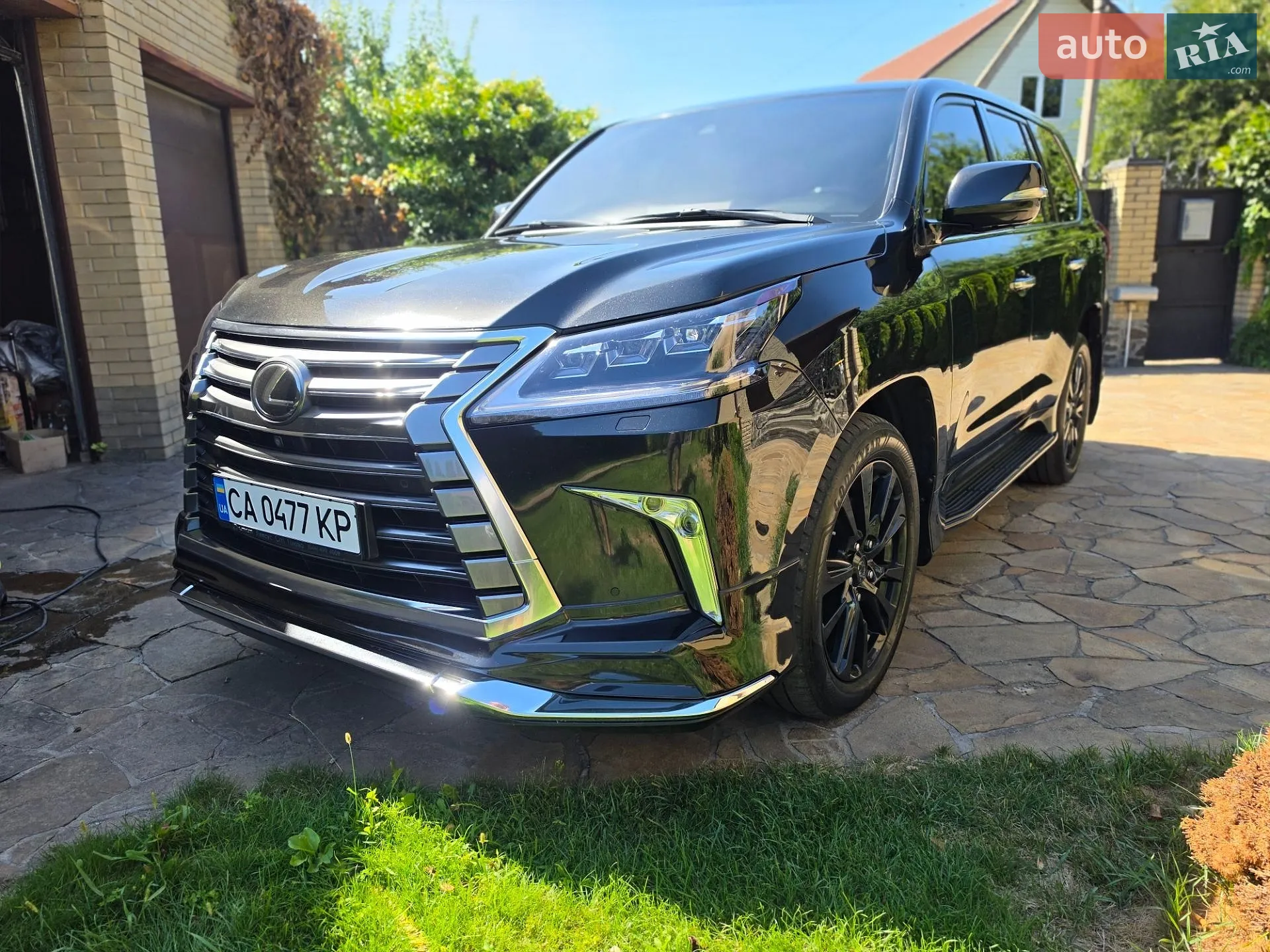 Lexus LX, 2019