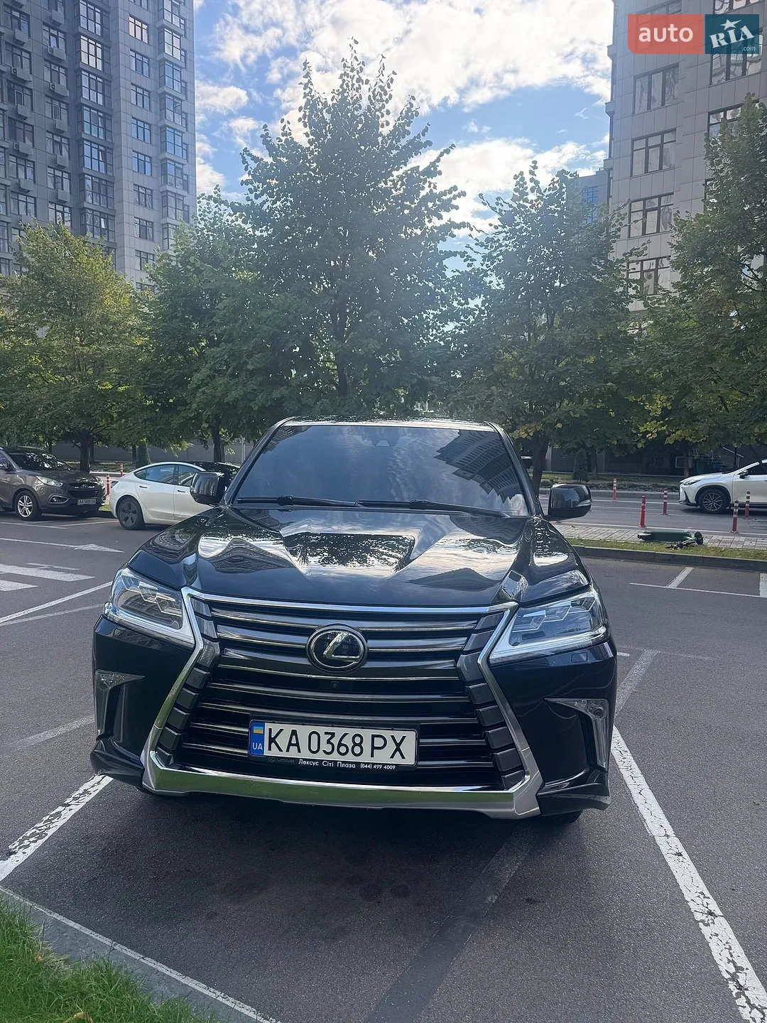 Lexus LX, 2019