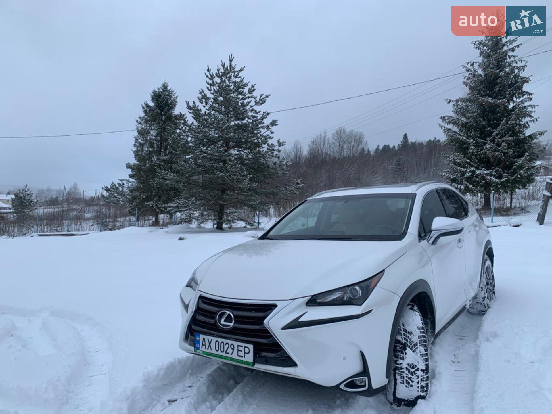 Lexus NX, 2016
