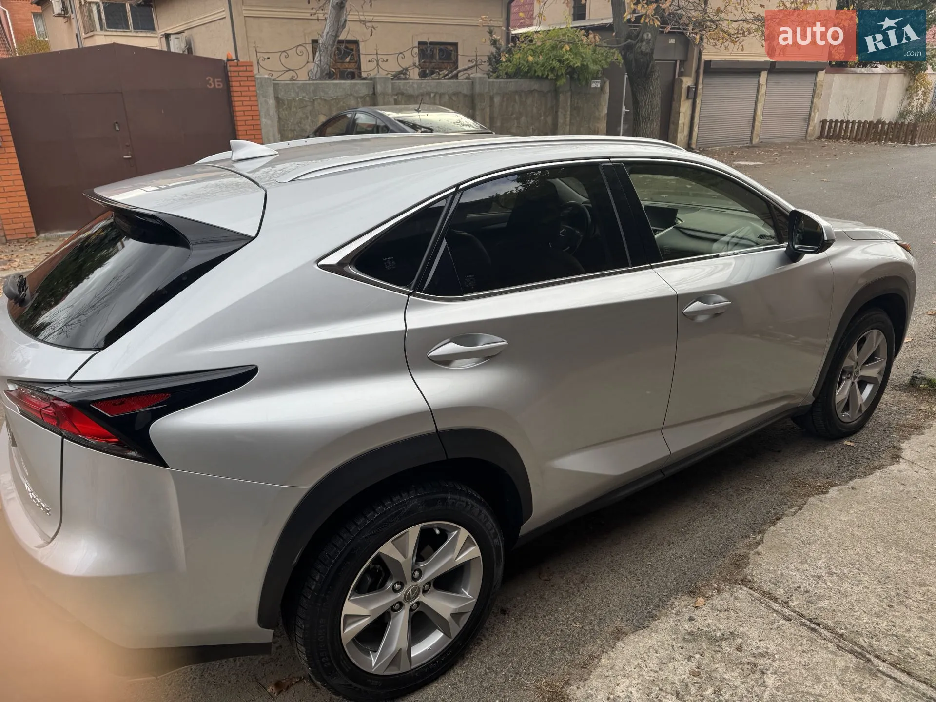 Lexus NX, 2017
