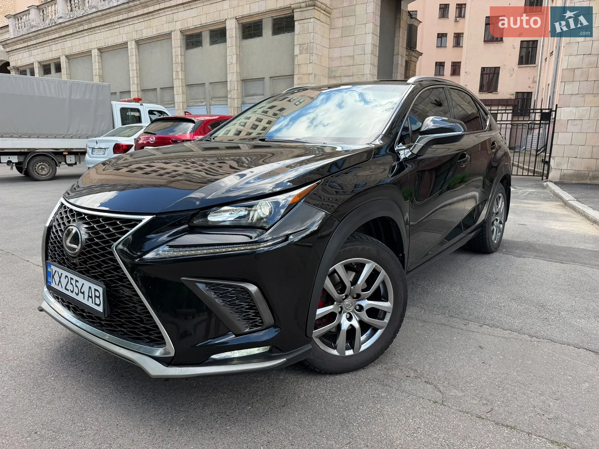 Lexus NX, 2015