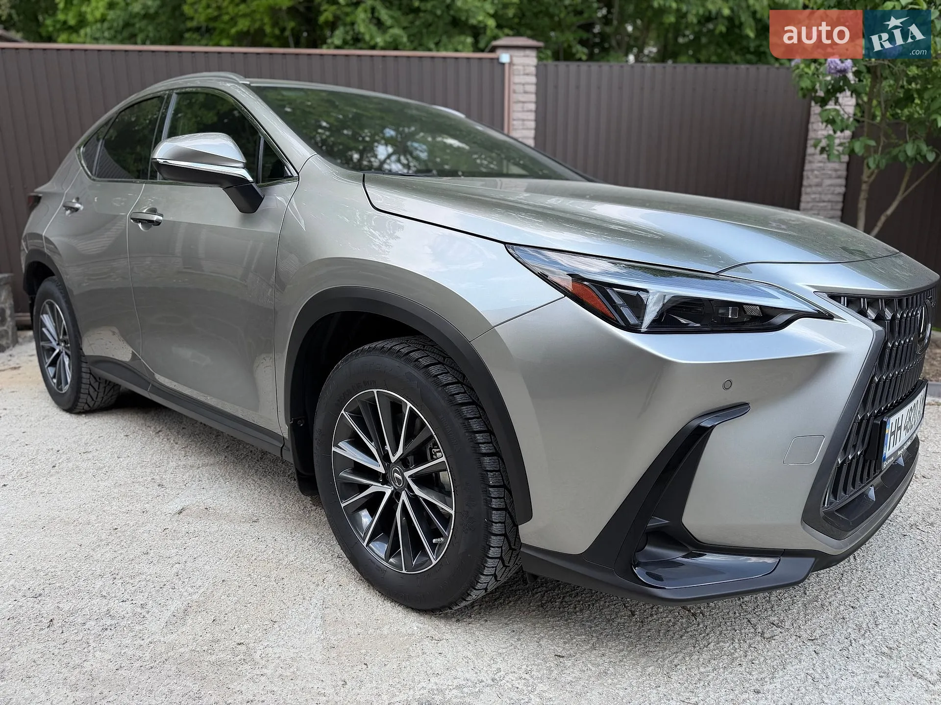 Lexus NX, 2023