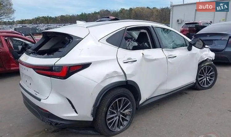 Lexus NX, 2024