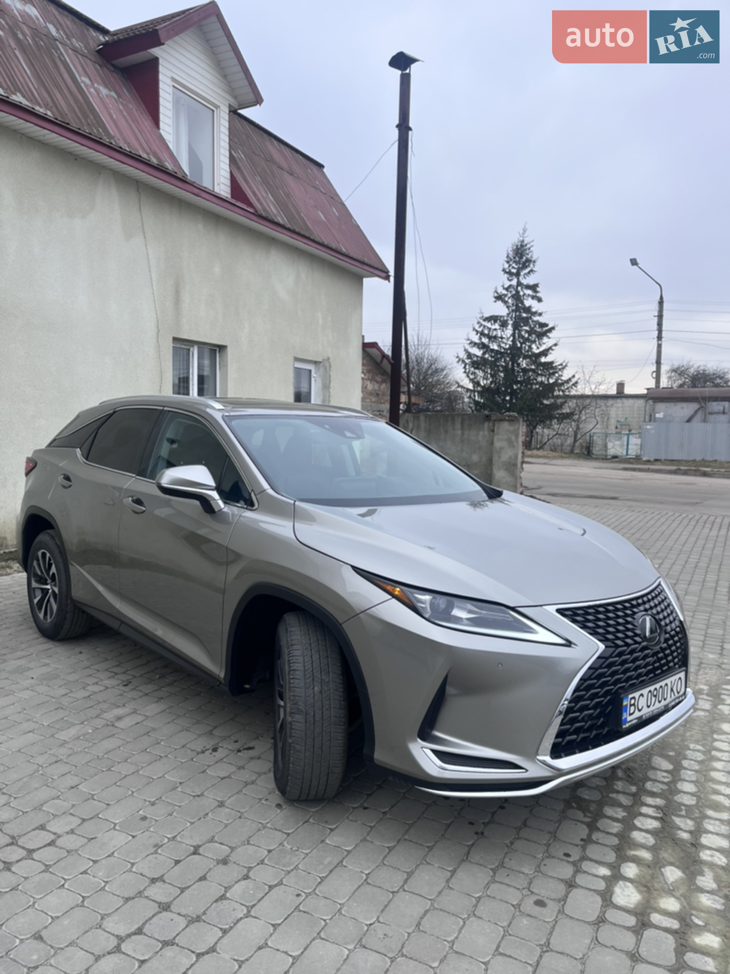 Lexus RX, 2020