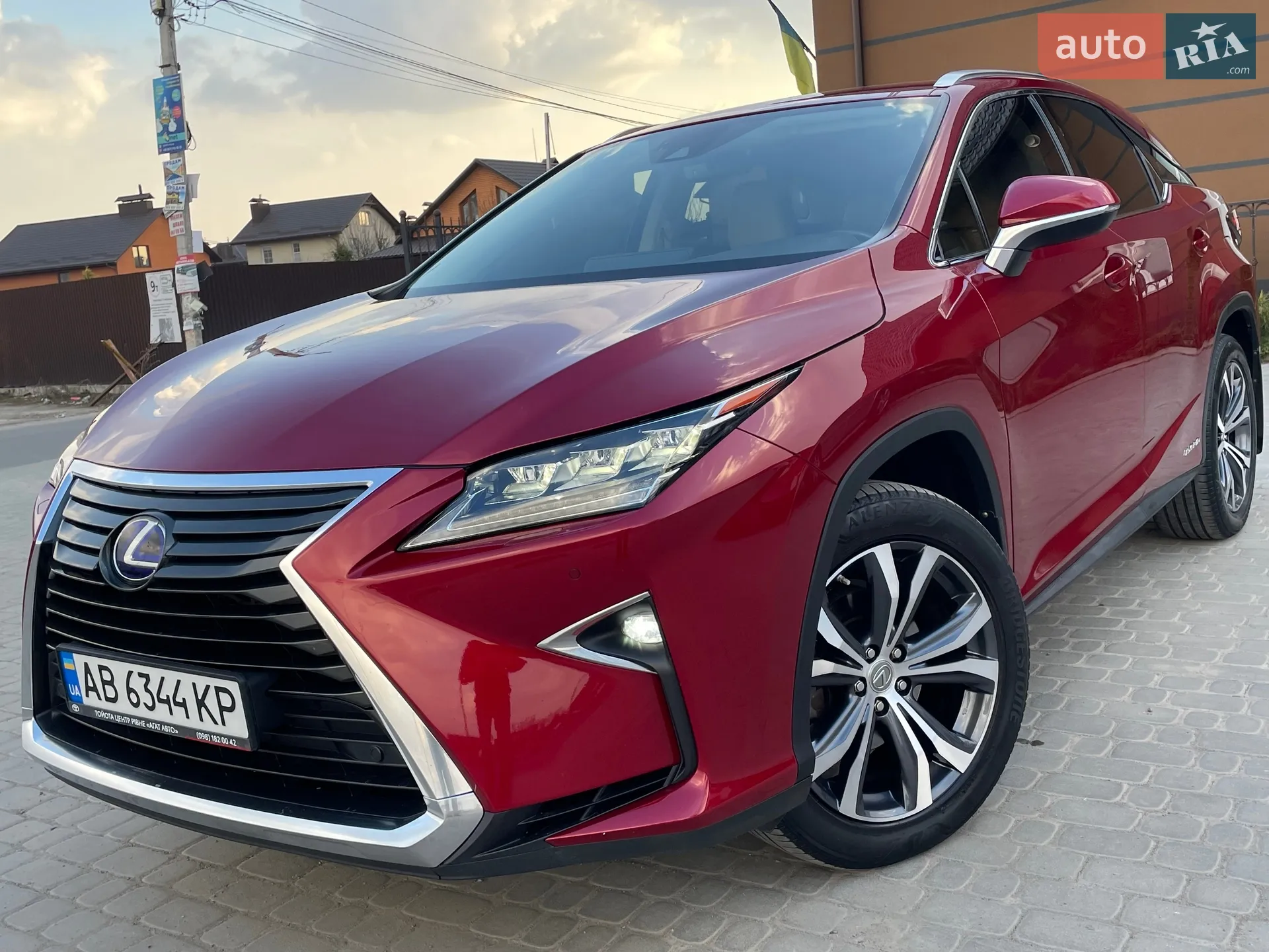 Lexus RX, 2016