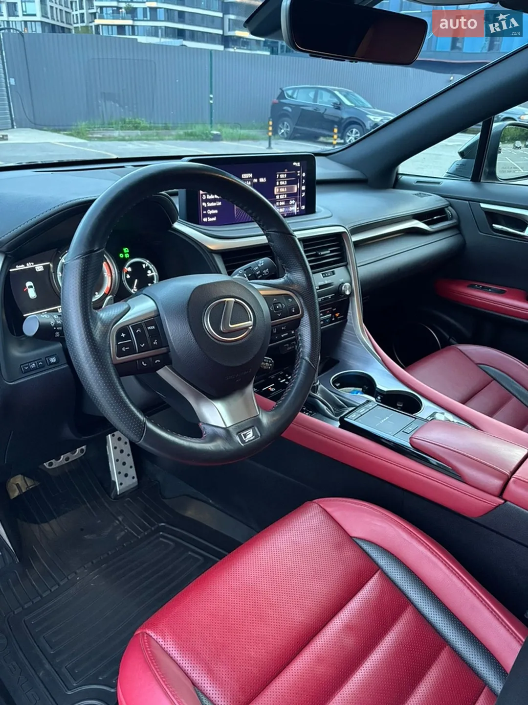Lexus RX, 2021