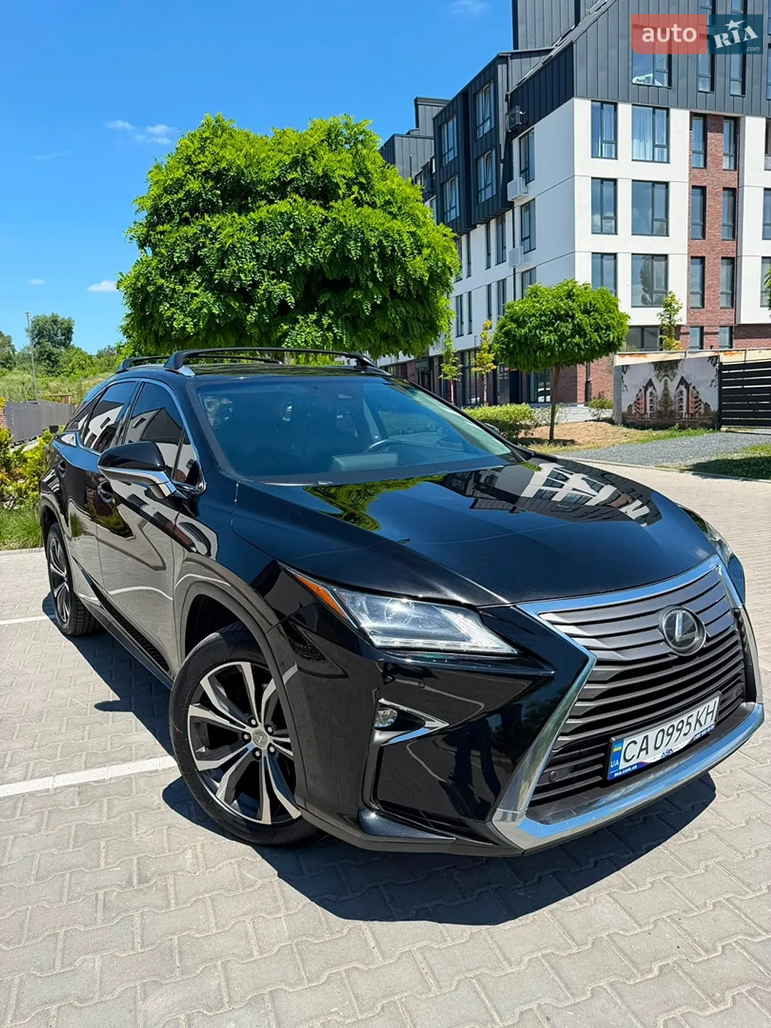 Lexus RX, 2016