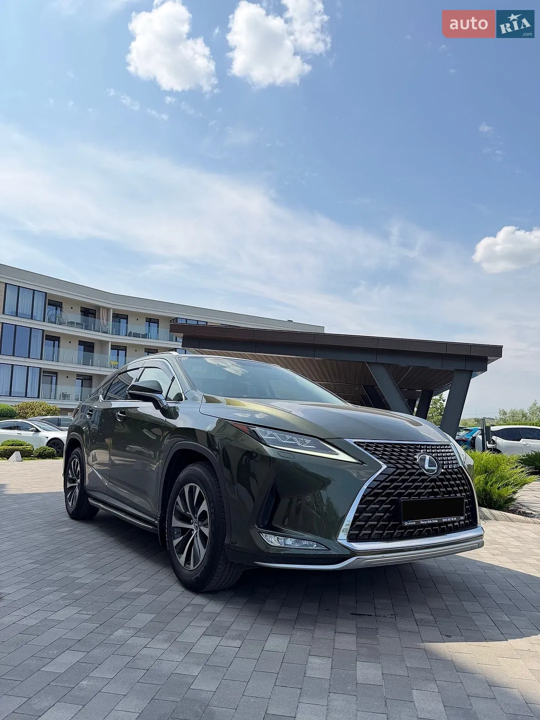 Lexus RX, 2021