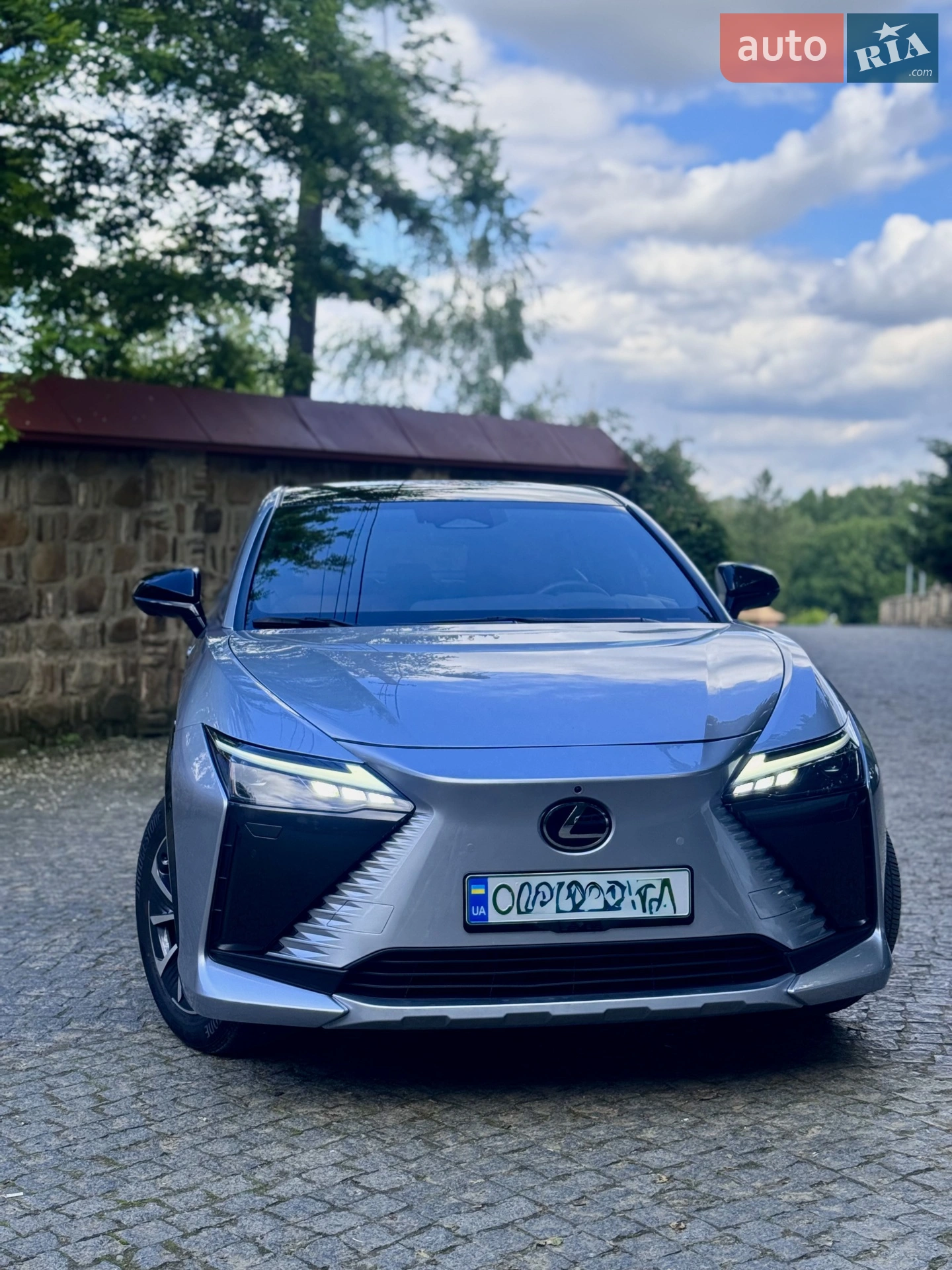 Lexus RZ, 2023