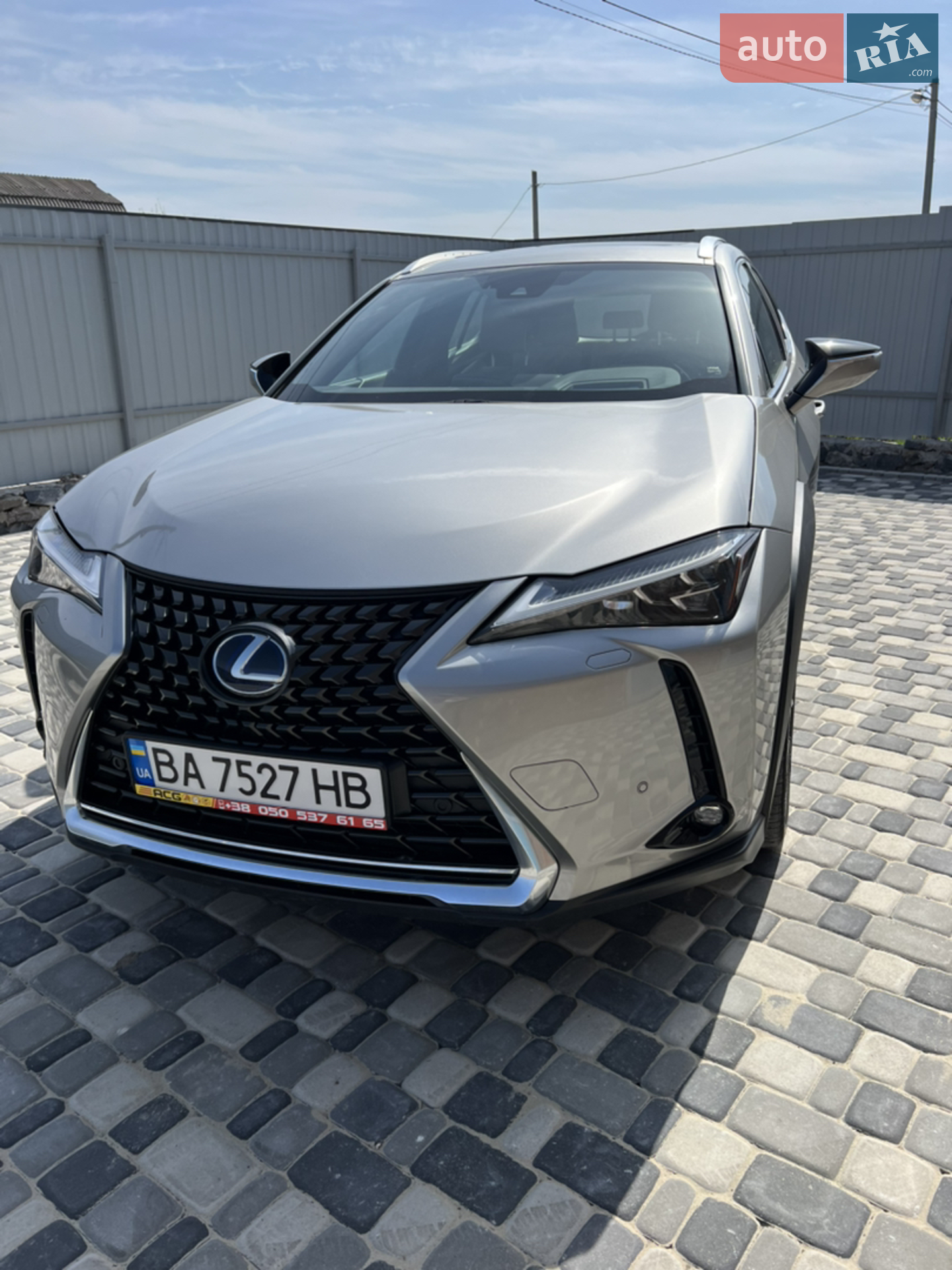 Lexus UX, 2019