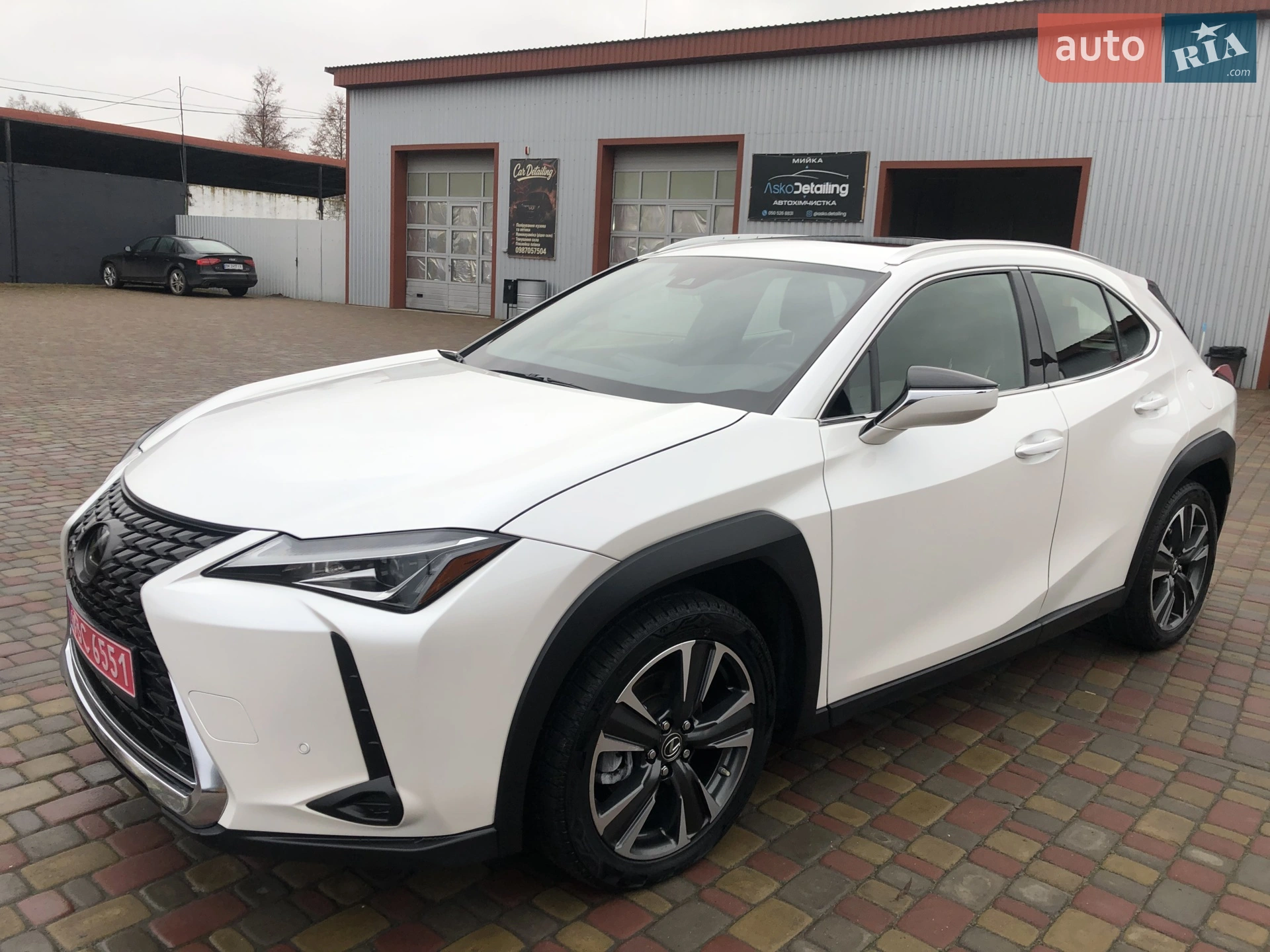 Lexus UX, 2019