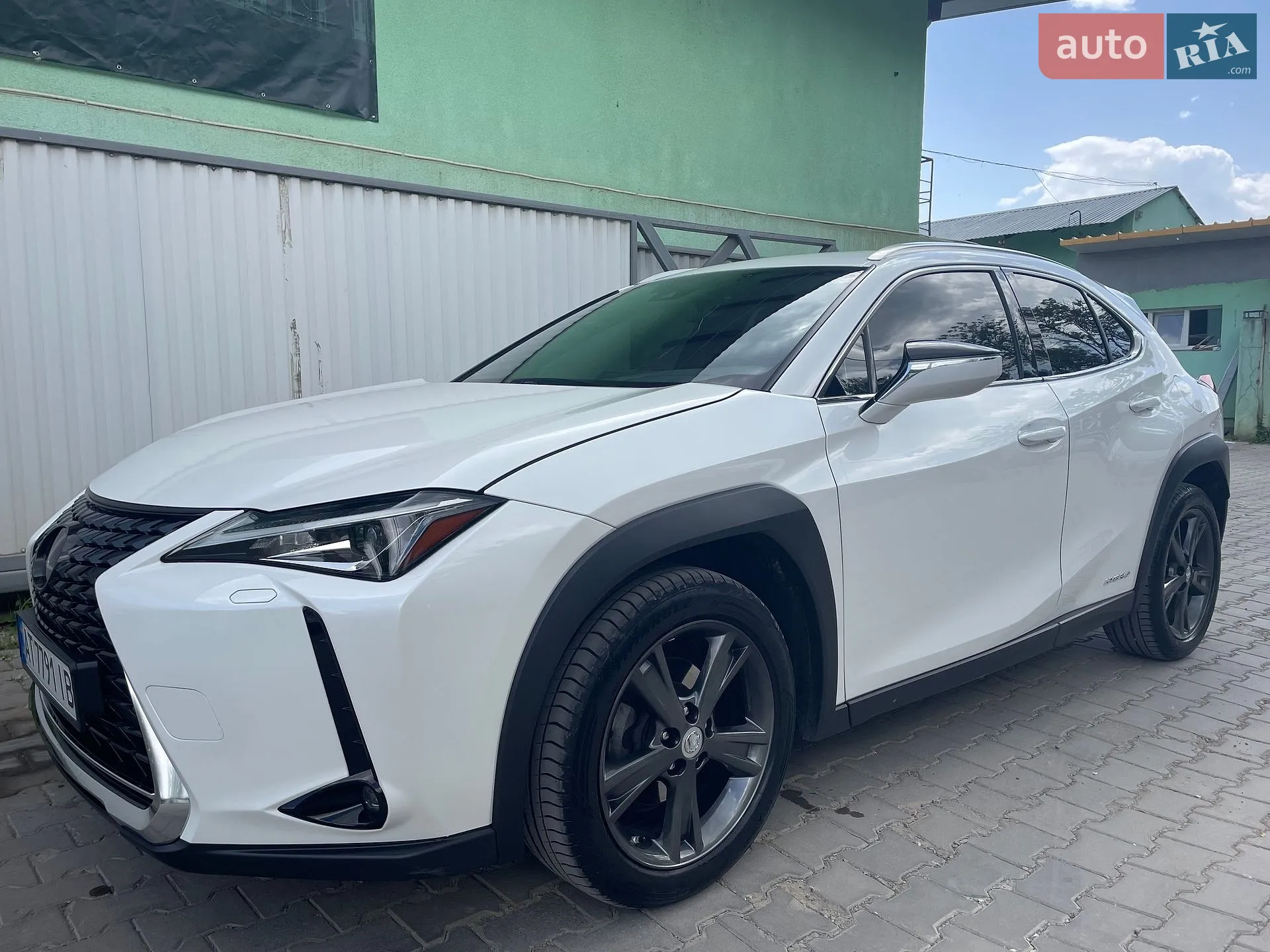 Lexus UX, 2019