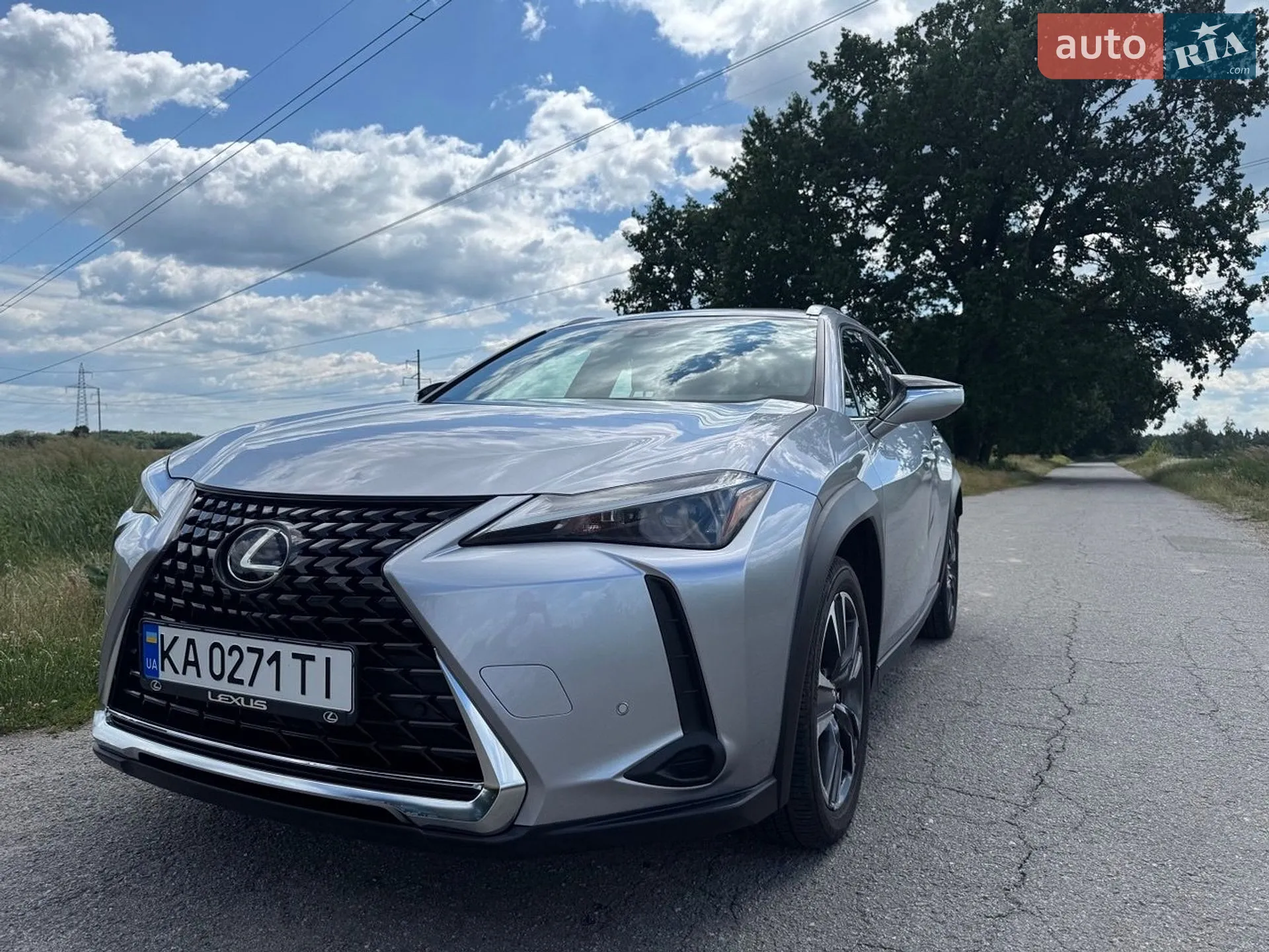 Lexus UX, 2023