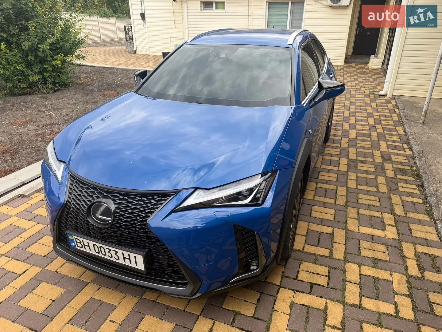 Lexus UX, 2019
