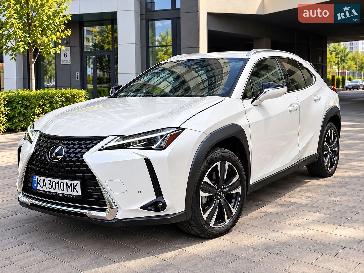 Lexus UX, 2019