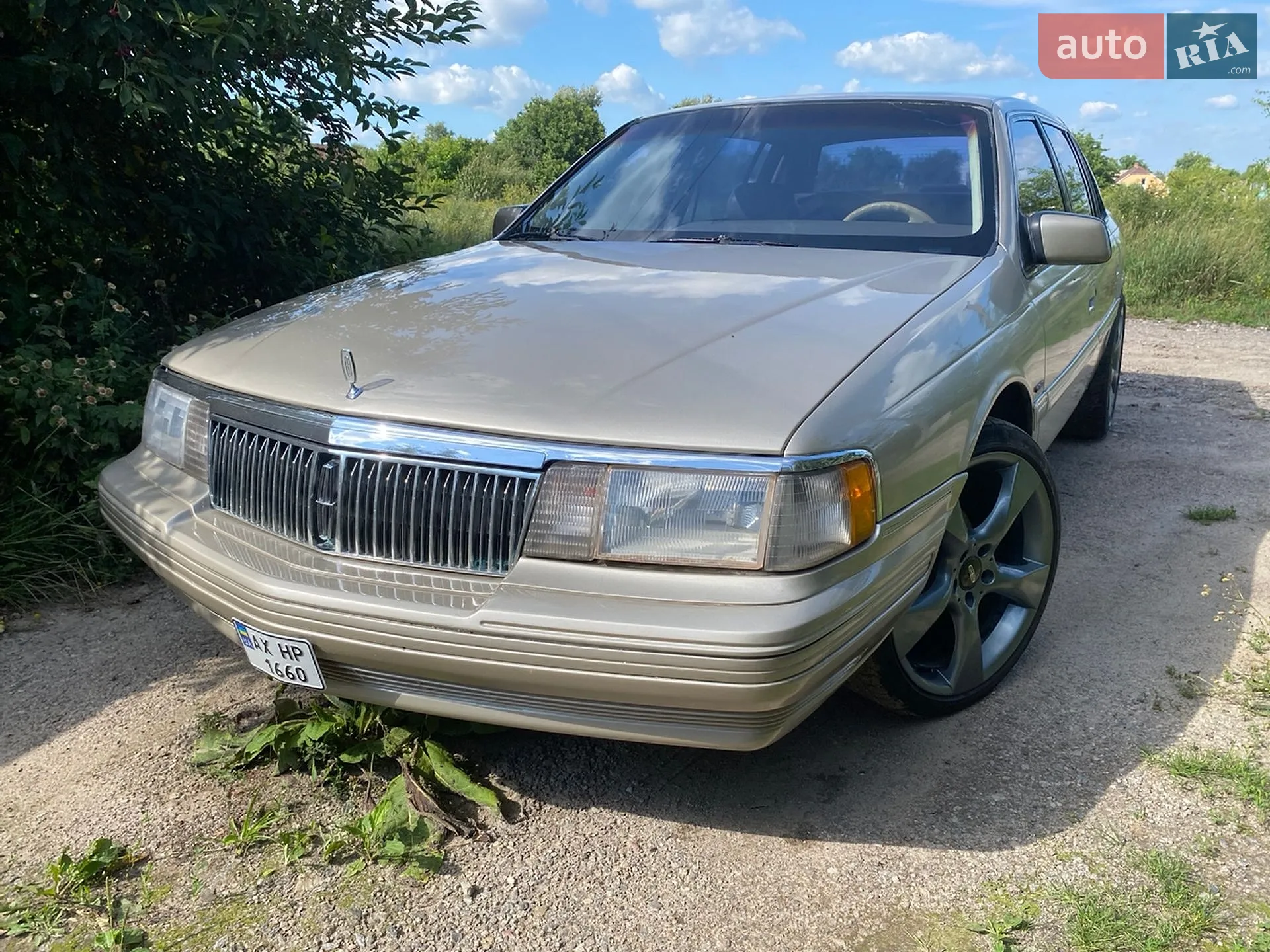 Lincoln Continental, 1990
