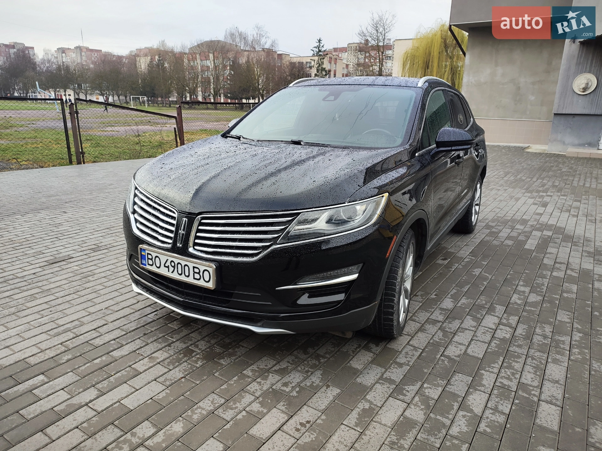 Lincoln MKC, 2016