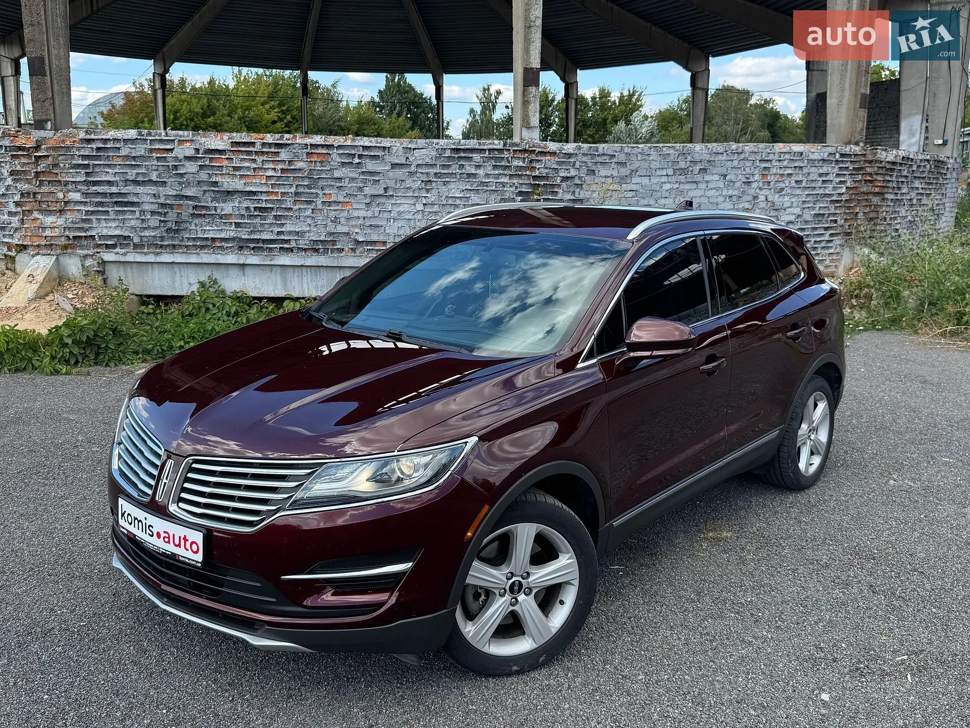 Lincoln MKC, 2016