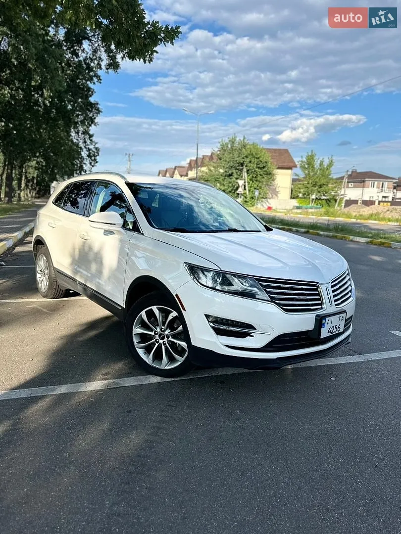 Lincoln MKC, 2016