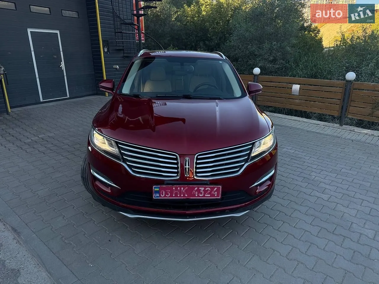 Lincoln MKC, 2017