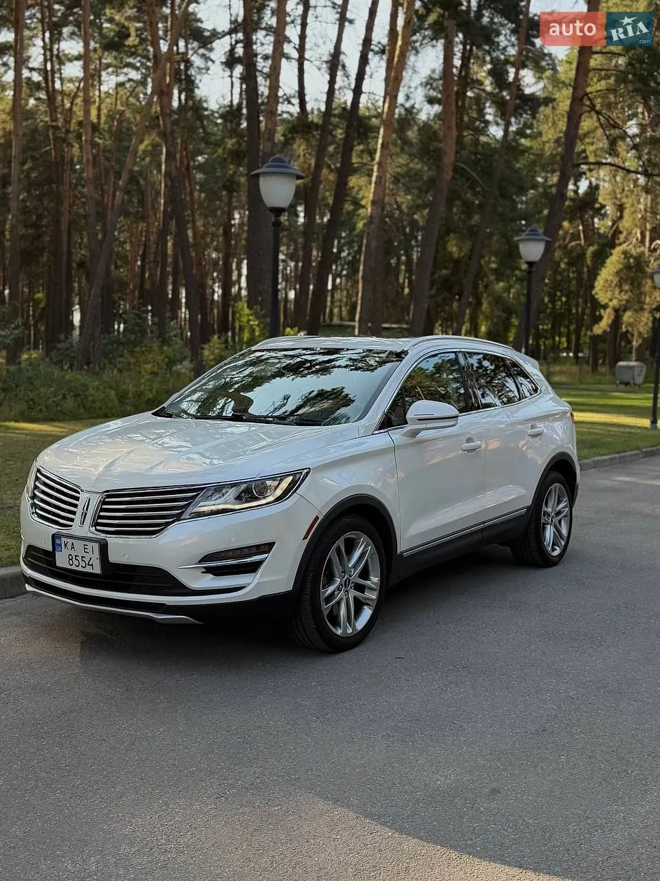 Lincoln MKC, 2016