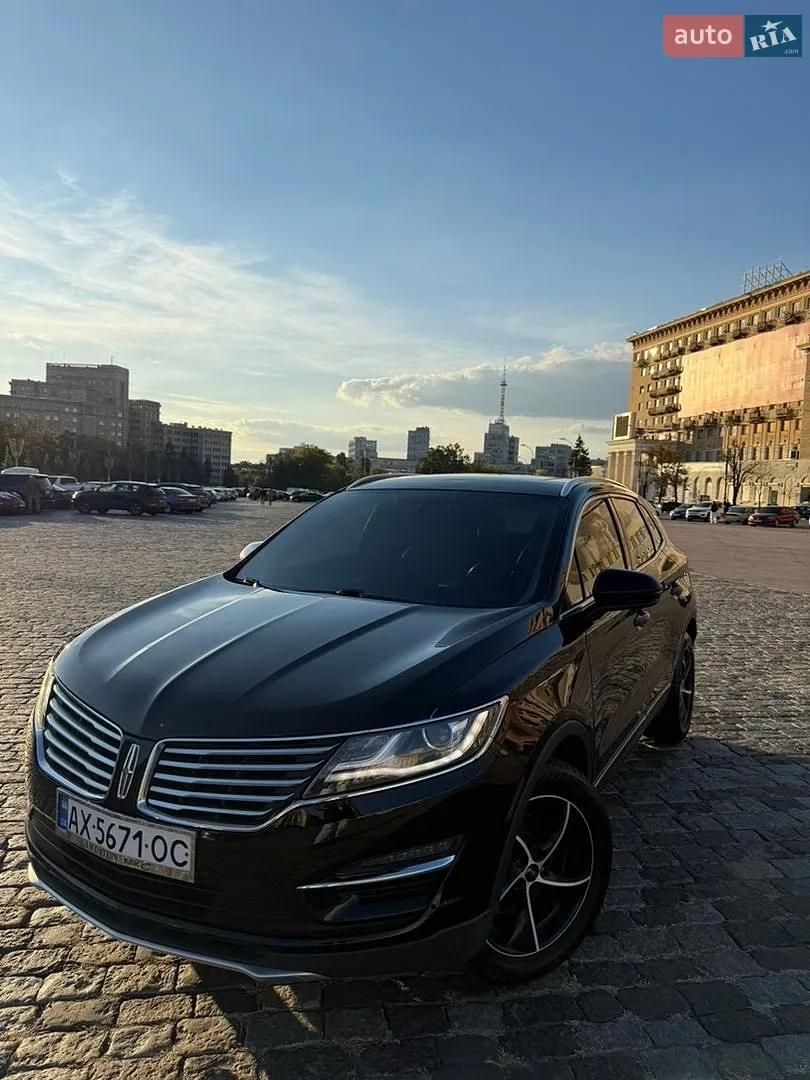 Lincoln MKC, 2017