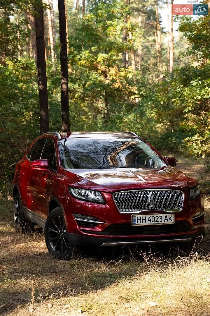 Lincoln MKC, 2019