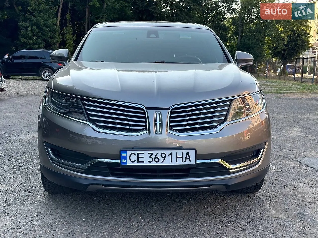 Lincoln MKX, 2016