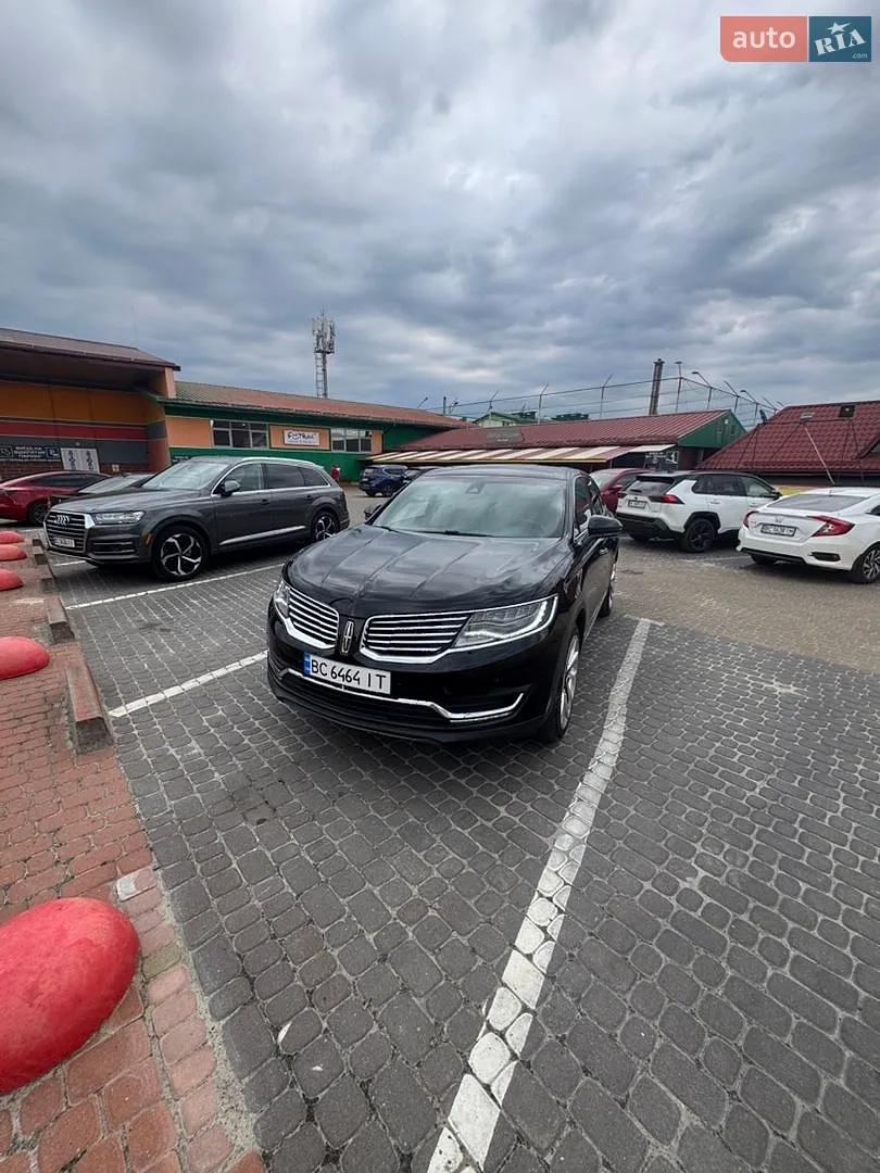 Lincoln MKX, 2016
