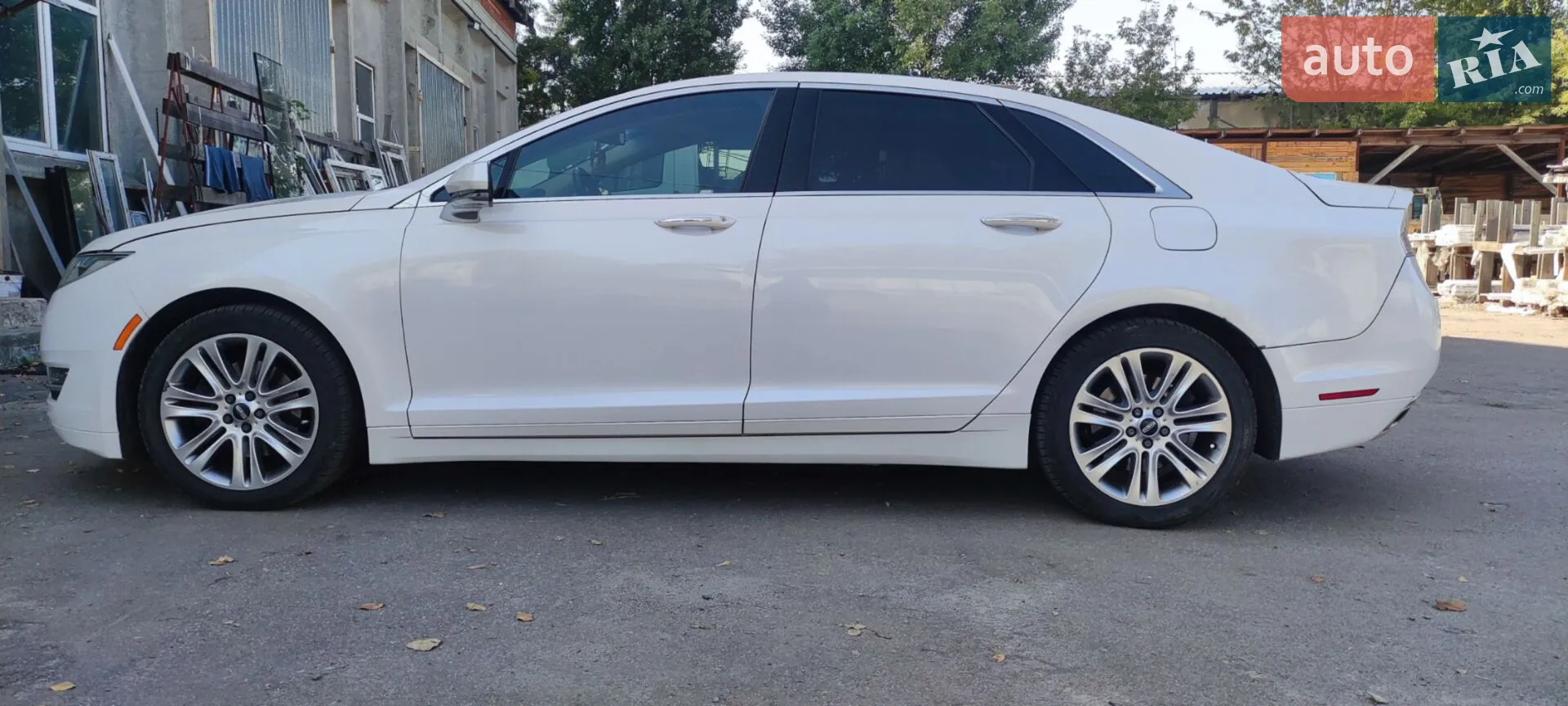 Lincoln MKZ, 2015