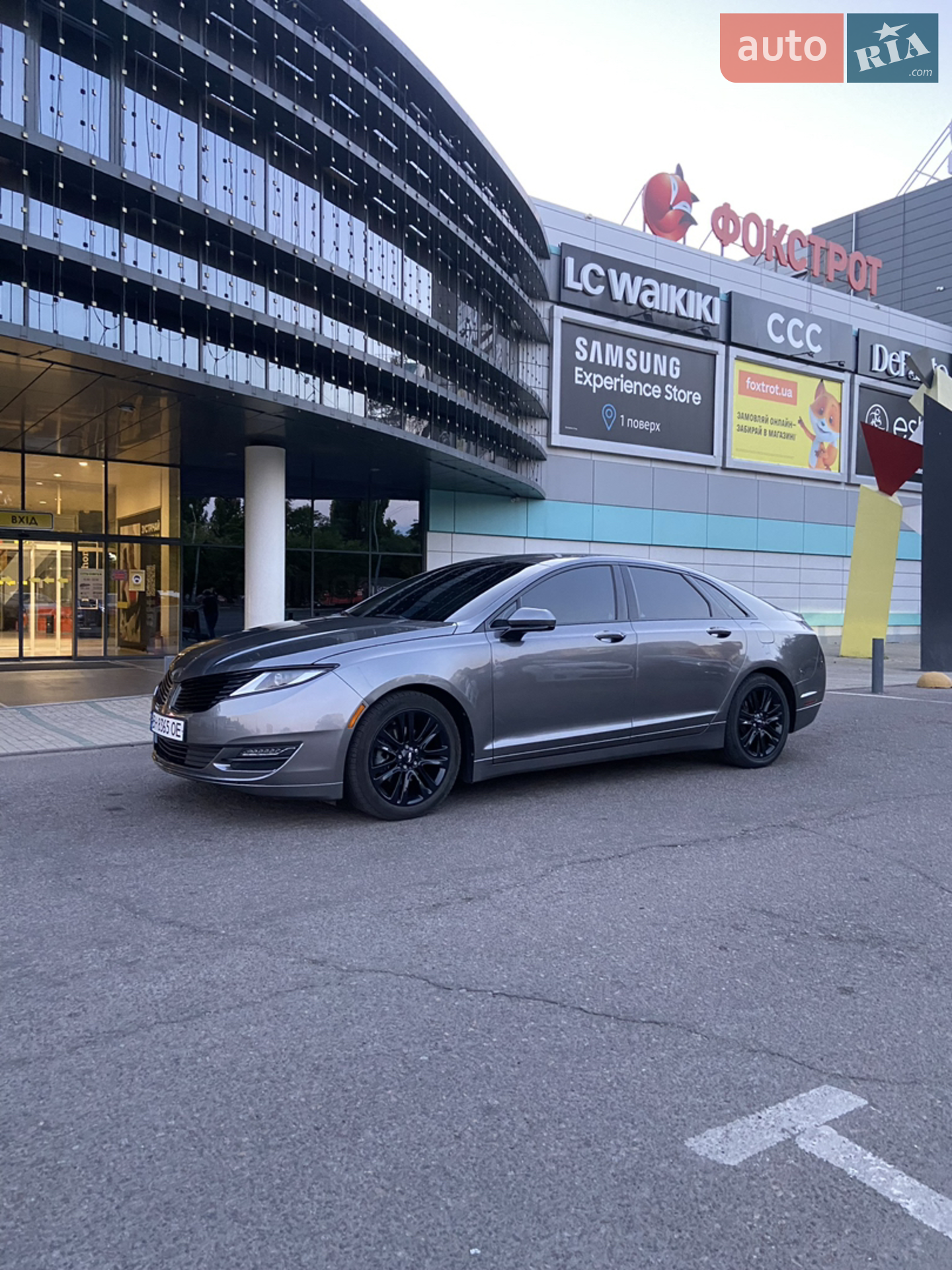 Lincoln MKZ, 2014
