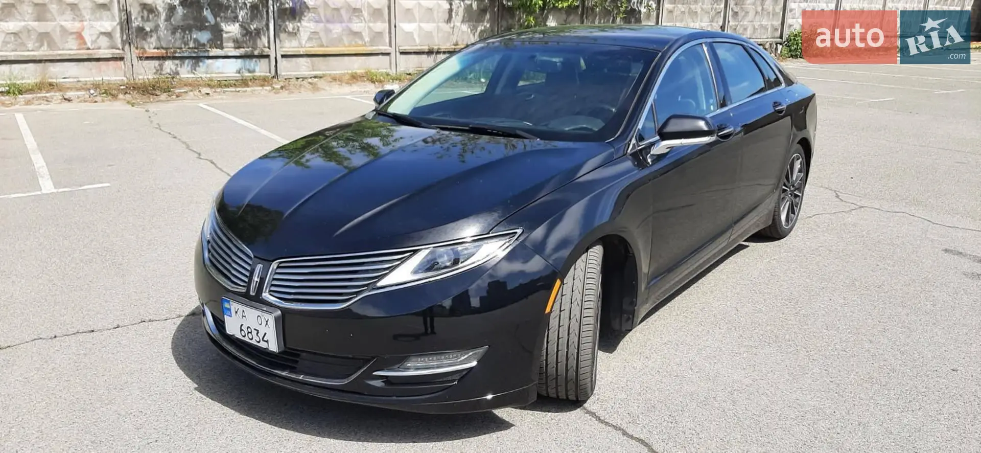 Lincoln MKZ, 2015