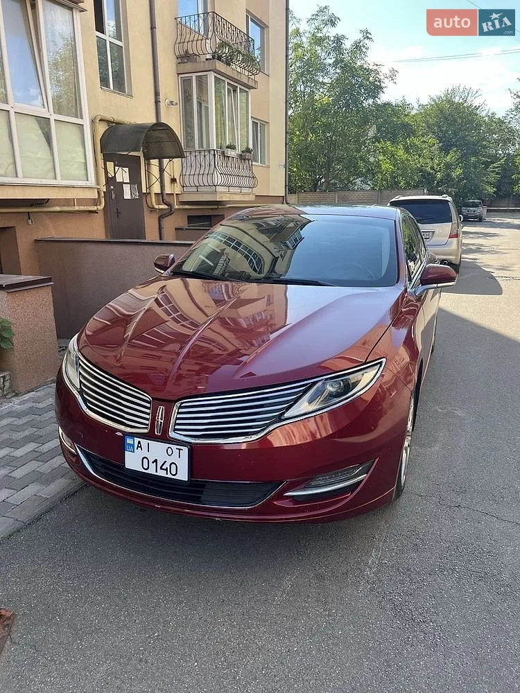 Lincoln MKZ, 2014