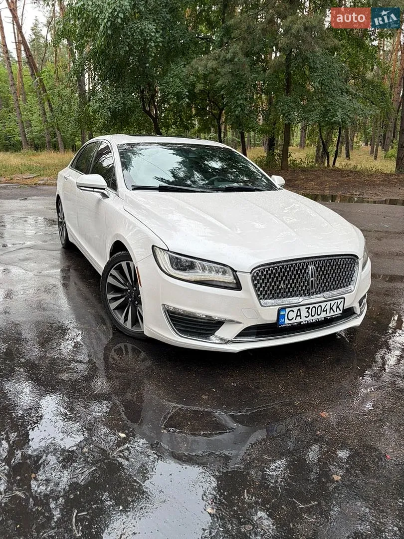 Lincoln MKZ, 2018
