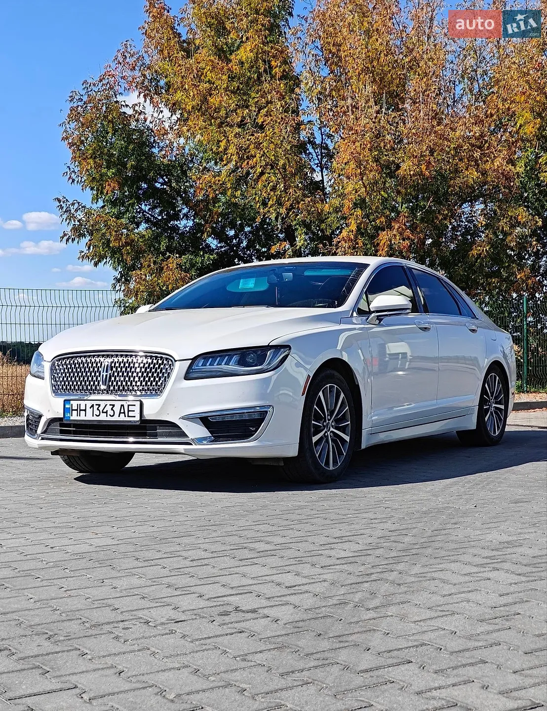 Lincoln MKZ, 2017