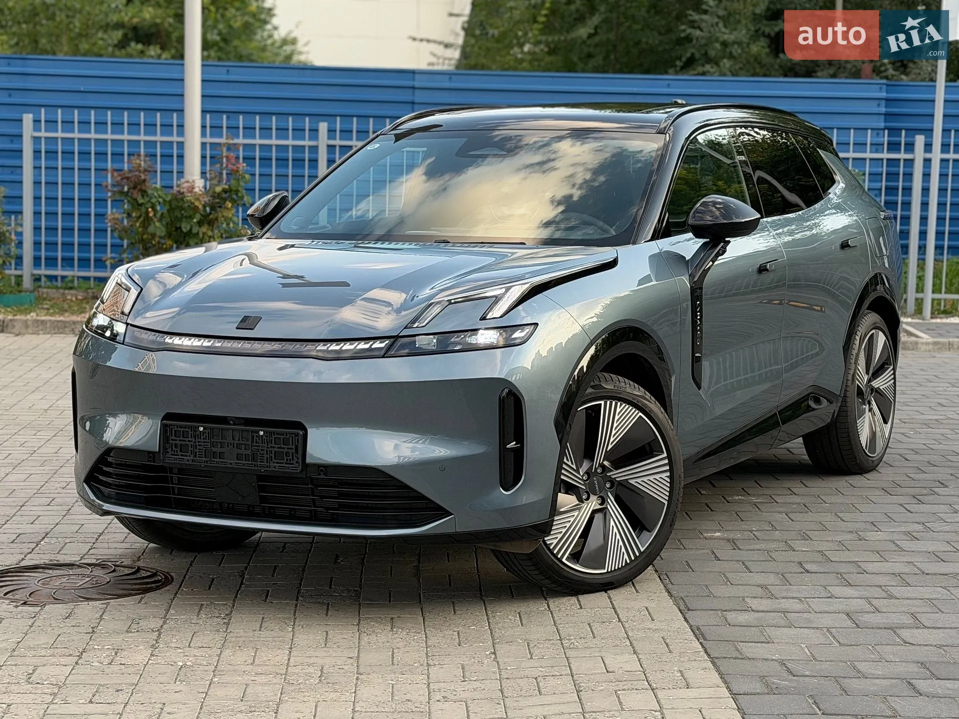 Lynk&Co 08 EM-P, 2024
