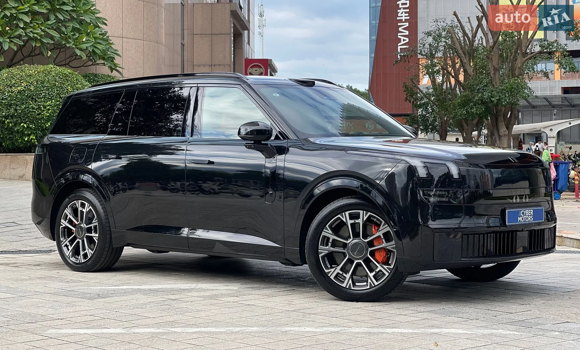 Lynk&Co 900, 2025
