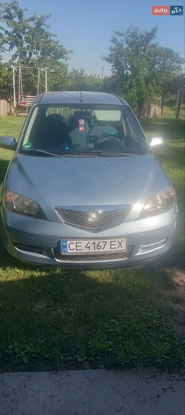 Mazda 2, 2005