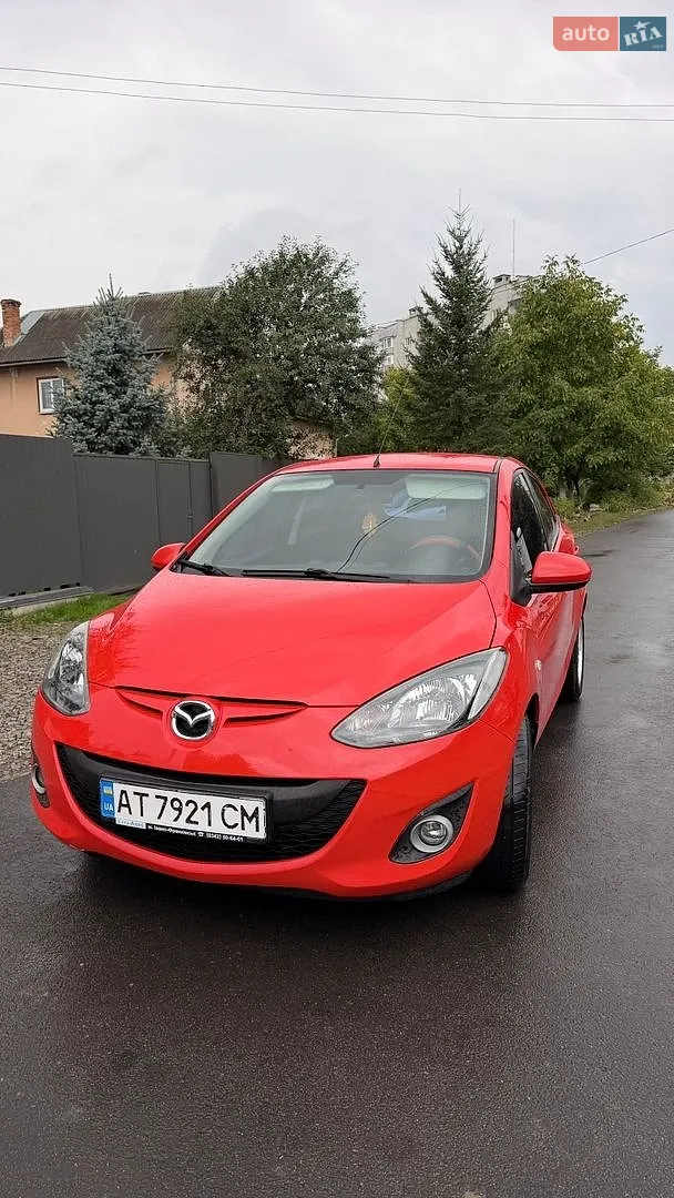 Mazda 2, 2010