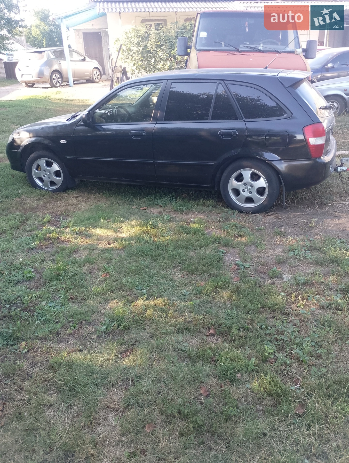Mazda 323, 2000