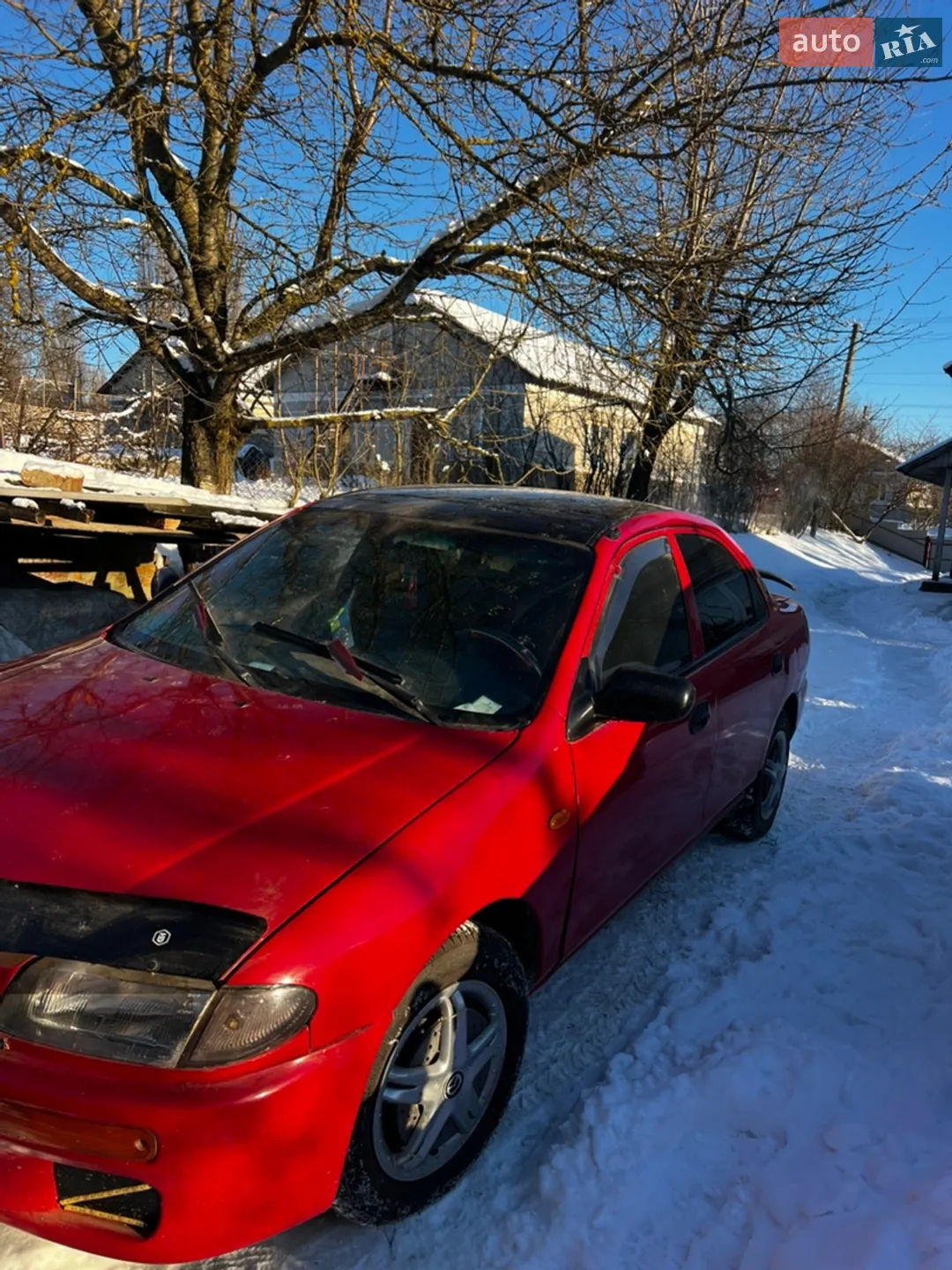 Mazda 323, 1995